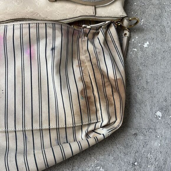 Louis Vuitton leather tote - Picture 11 of 13